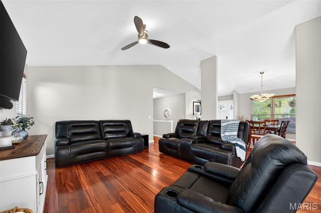 1603 Broadsword Lane, Lake St Louis, MO 63367