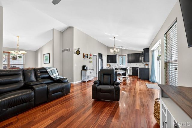 1603 Broadsword Lane, Lake St Louis, MO 63367