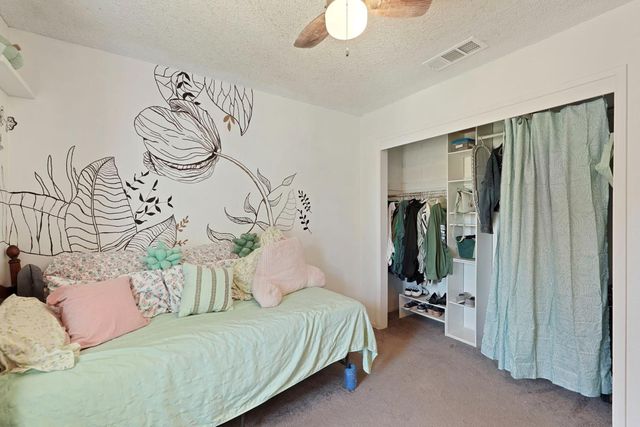 13643 Pinto Ln, Lodi, CA 95240