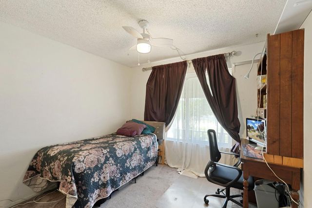 13643 Pinto Ln, Lodi, CA 95240