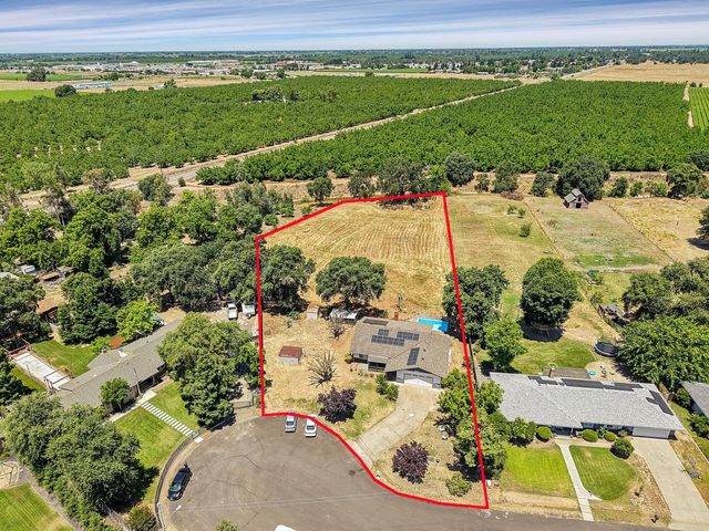 13643 Pinto Ln, Lodi, CA 95240
