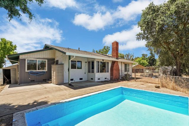 13643 Pinto Ln, Lodi, CA 95240