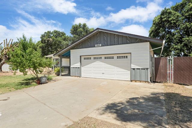 13643 Pinto Ln, Lodi, CA 95240