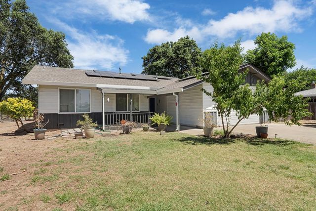 13643 Pinto Ln, Lodi, CA 95240