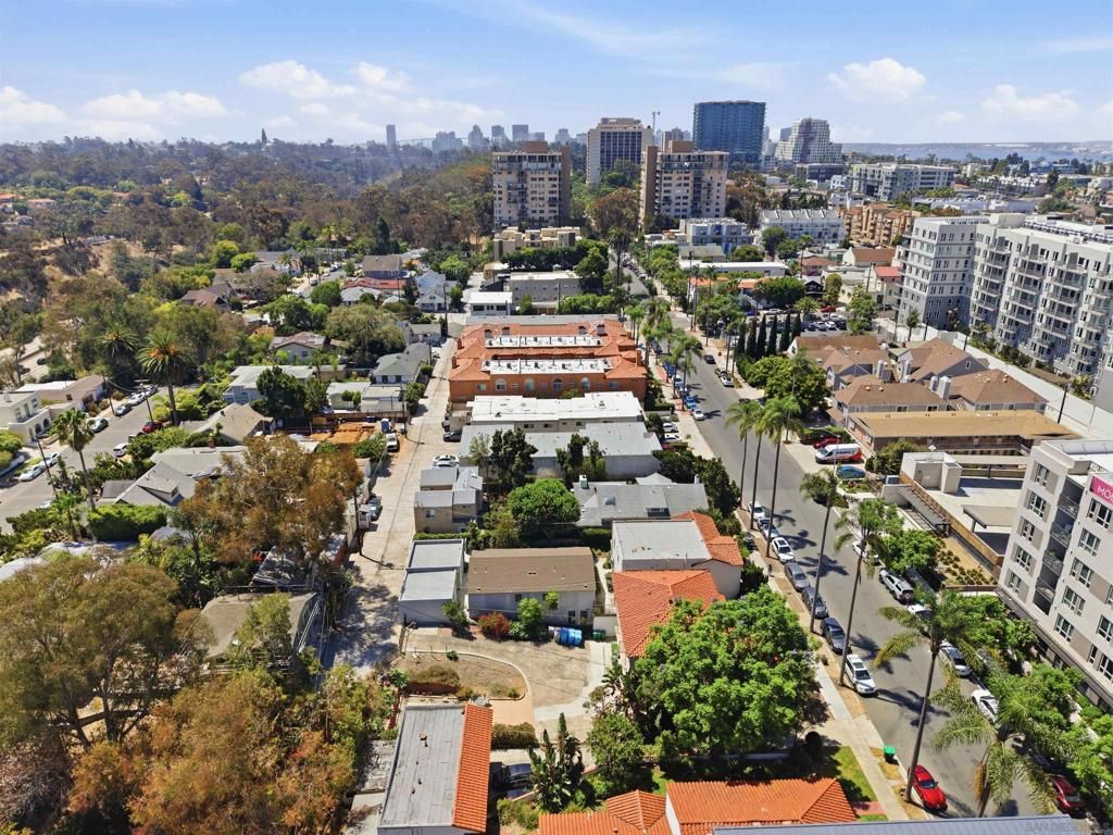 Image 13 of property listing at 3767 7th Avenue, San Diego, CA 92103
