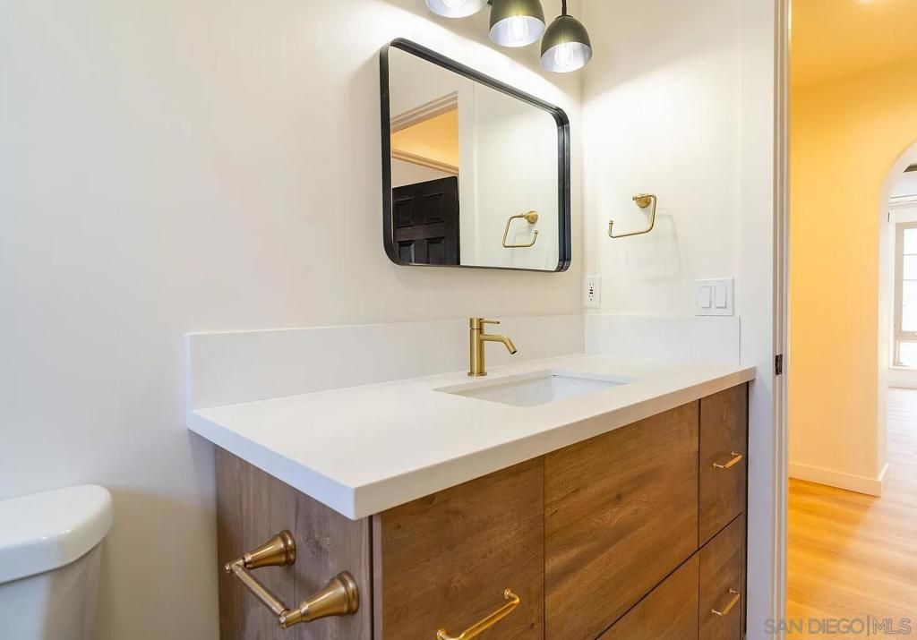 Image 26 of property listing at 3767 7th Avenue, San Diego, CA 92103