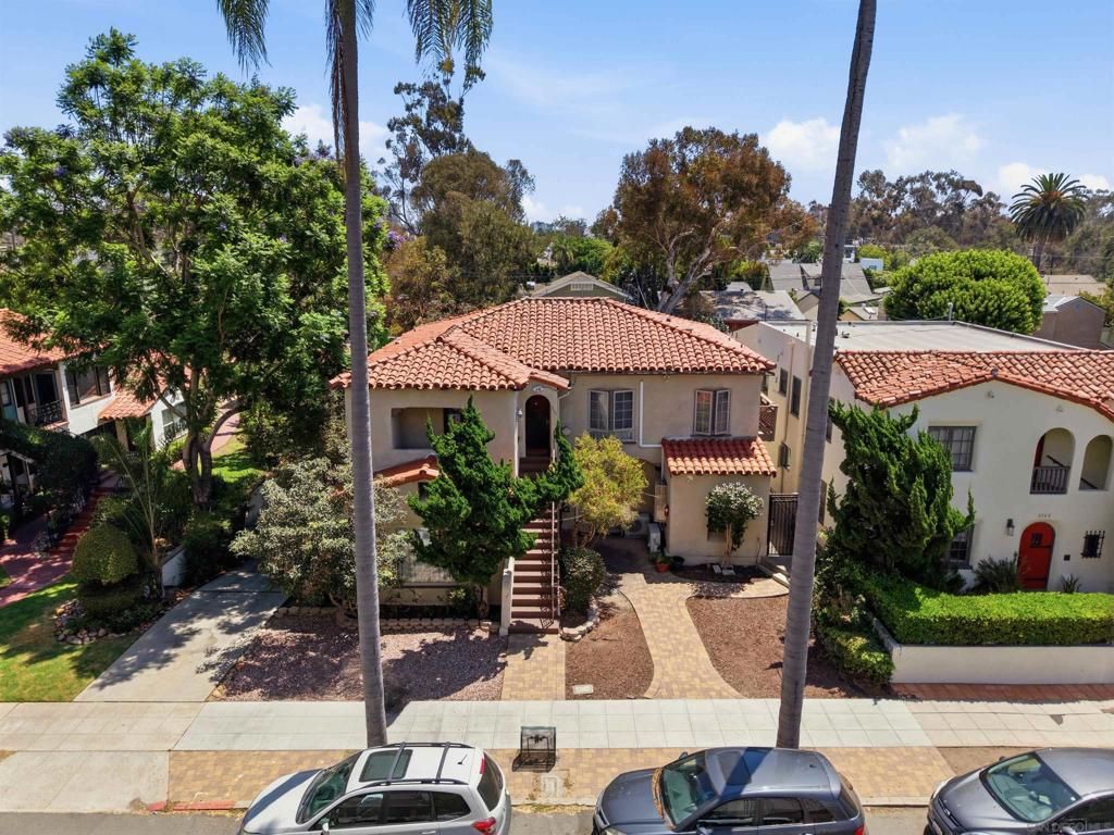Image 4 of property listing at 3767 7th Avenue, San Diego, CA 92103