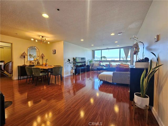 121 S Hope 428, Los Angeles, CA 90012