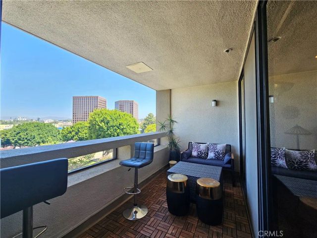 121 S Hope 428, Los Angeles, CA 90012
