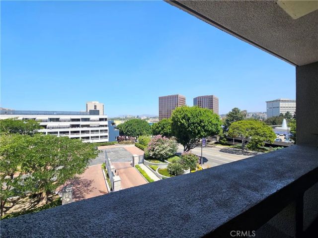 121 S Hope 428, Los Angeles, CA 90012