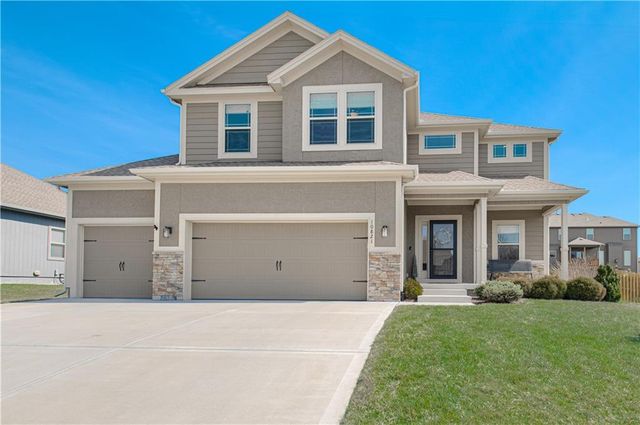 10821 N Bristol Avenue, Kansas City, MO 64156