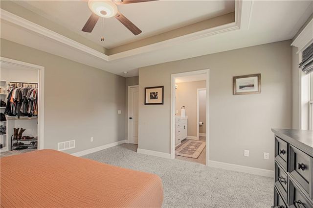 10821 N Bristol Avenue, Kansas City, MO 64156