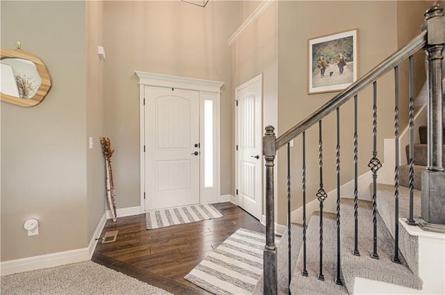 10821 N Bristol Avenue, Kansas City, MO 64156