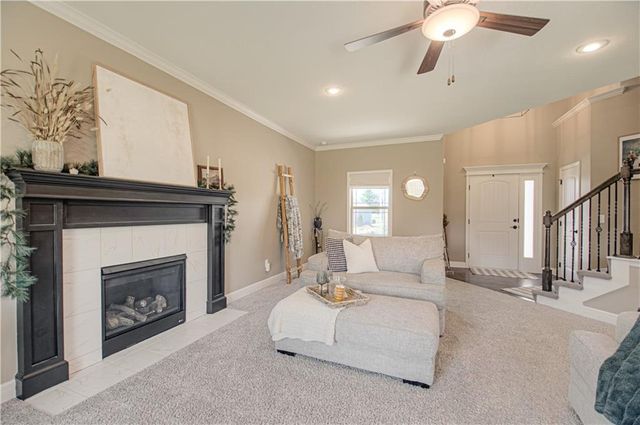 10821 N Bristol Avenue, Kansas City, MO 64156