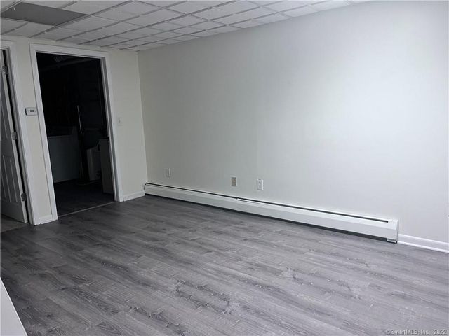 745 Greens Loop 745, Cheshire, CT 06410