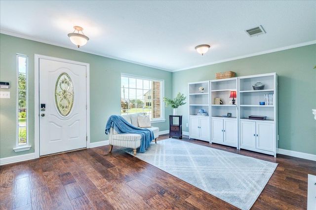 200 S Prairie LN, Georgetown, TX 78633