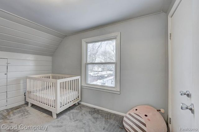 518 E Maxlow Avenue, Hazel Park, MI 48030