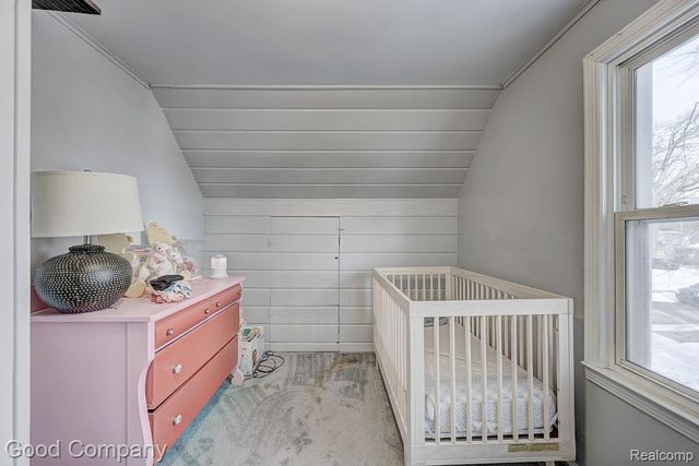 518 E Maxlow Avenue, Hazel Park, MI 48030