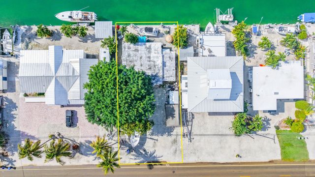 W 360 Shore Drive, Summerland Key, FL 33042