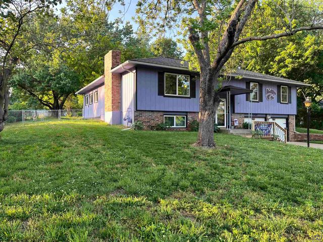 2769 SE Allen DR, Topeka, KS 66605