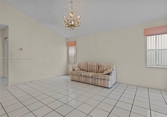 113 W Bayridge Drive, Weston, FL 33326