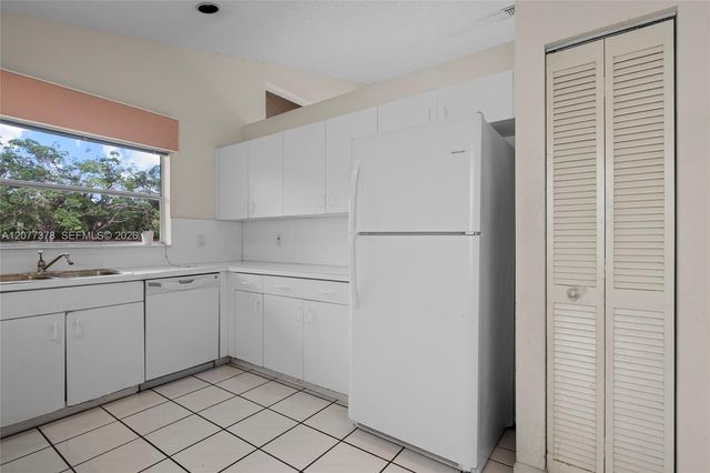 113 W Bayridge Drive, Weston, FL 33326