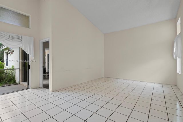 113 W Bayridge Drive, Weston, FL 33326