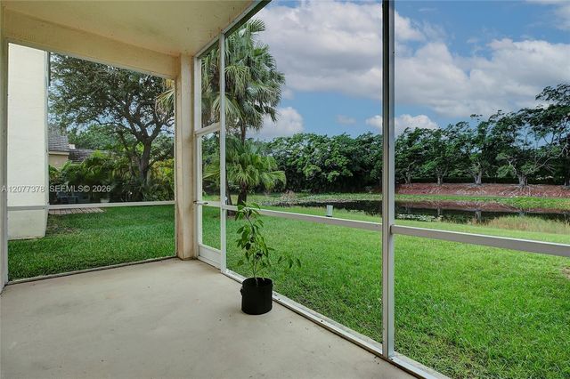 113 W Bayridge Drive, Weston, FL 33326