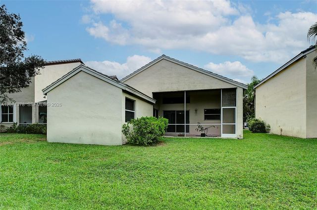 113 W Bayridge Drive, Weston, FL 33326