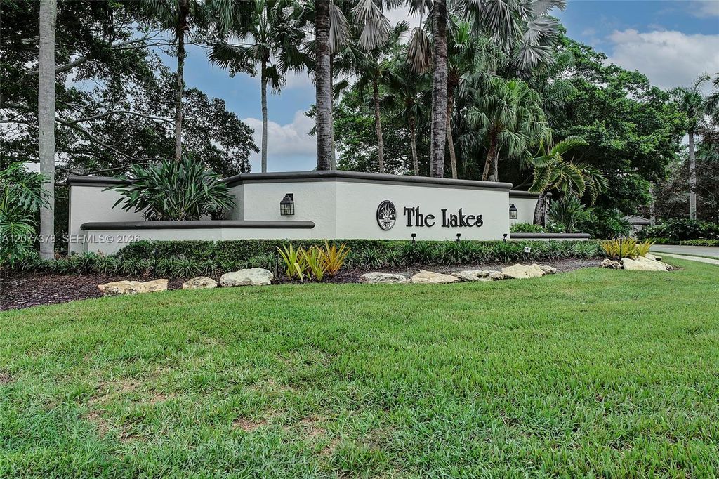 113 W Bayridge Drive, Weston, FL 33326