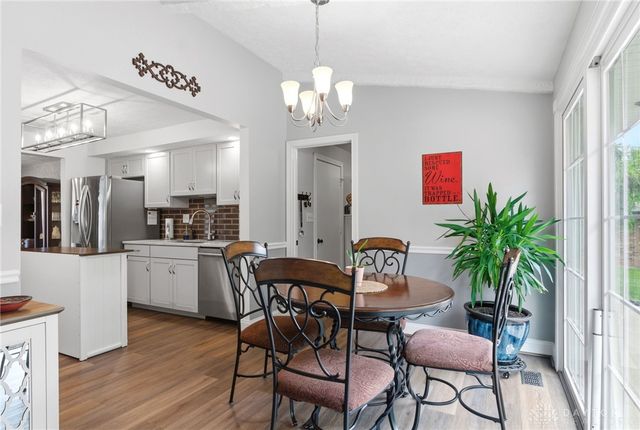 8916 Paragon Road, Centerville, OH 45458