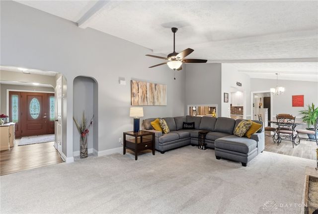 8916 Paragon Road, Centerville, OH 45458