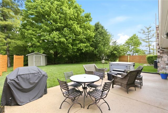 8916 Paragon Road, Centerville, OH 45458