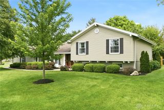 8916 Paragon Road, Centerville, OH 45458
