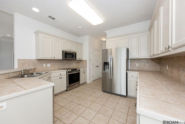 10562 Oakley Trace, Baton Rouge, LA 70809