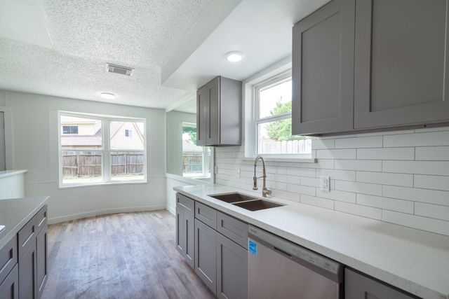 15910 Plagens Lane, Missouri City, TX 77489