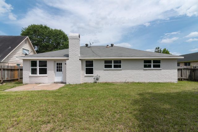 15910 Plagens Lane, Missouri City, TX 77489