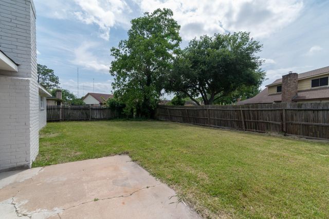 15910 Plagens Lane, Missouri City, TX 77489