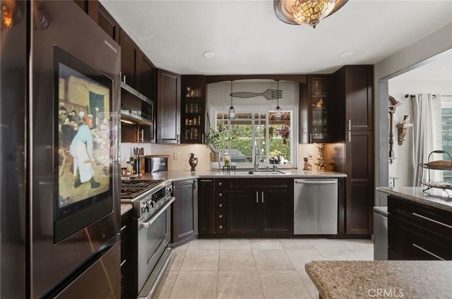 363 Grove Hill Court, Brea, CA 92821