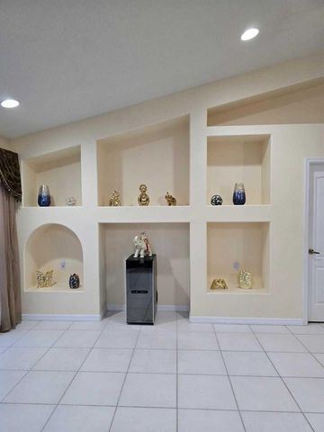 3212 SE Pinto Street, Port St. Lucie, FL 34984