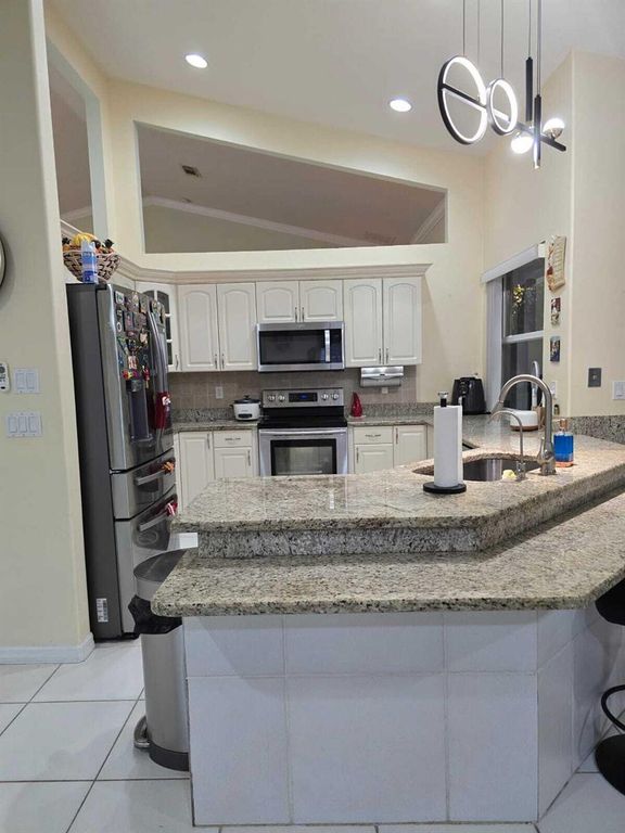 3212 SE Pinto Street, Port St. Lucie, FL 34984
