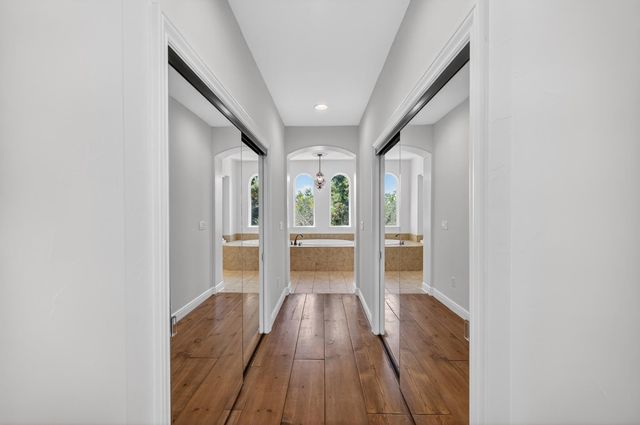6847 Boa Nova Dr, Elk Grove, CA 95757