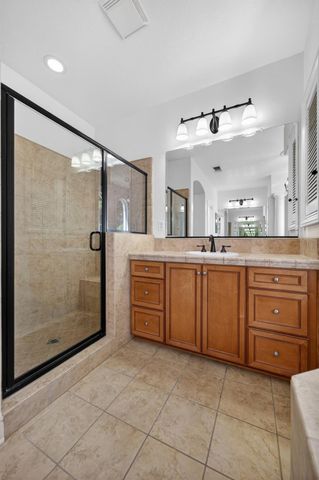6847 Boa Nova Dr, Elk Grove, CA 95757