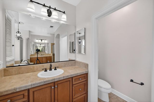 6847 Boa Nova Dr, Elk Grove, CA 95757