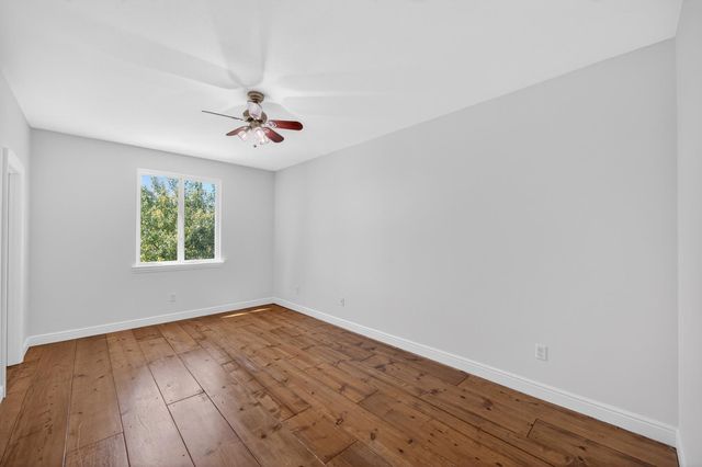6847 Boa Nova Dr, Elk Grove, CA 95757