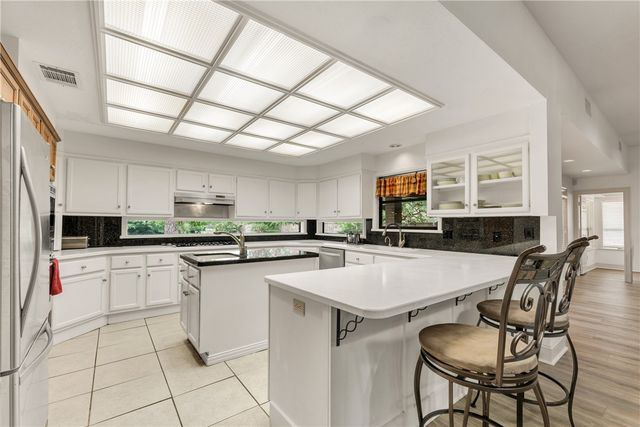 1711 Glade Street, College Station, TX 77840
