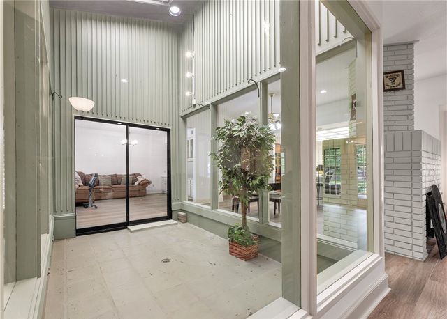 1711 Glade Street, College Station, TX 77840