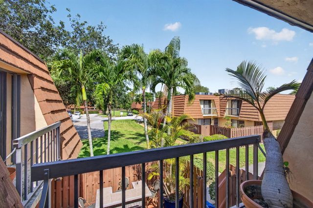 825 Center Street 50a, Jupiter, FL 33458