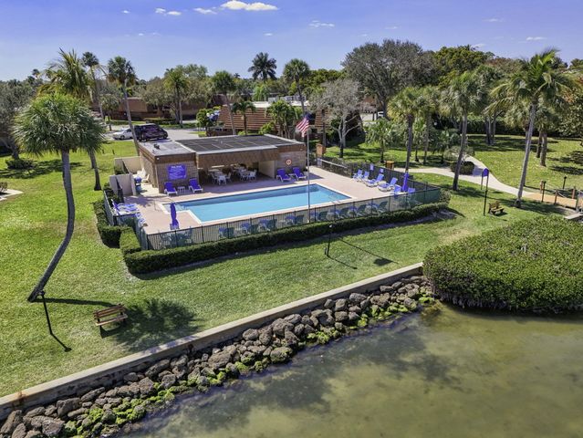 825 Center Street 50a, Jupiter, FL 33458