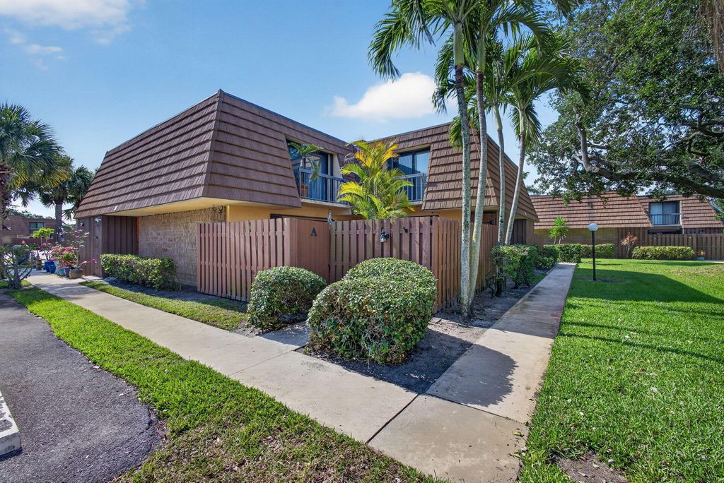 825 Center Street 50a, Jupiter, FL 33458